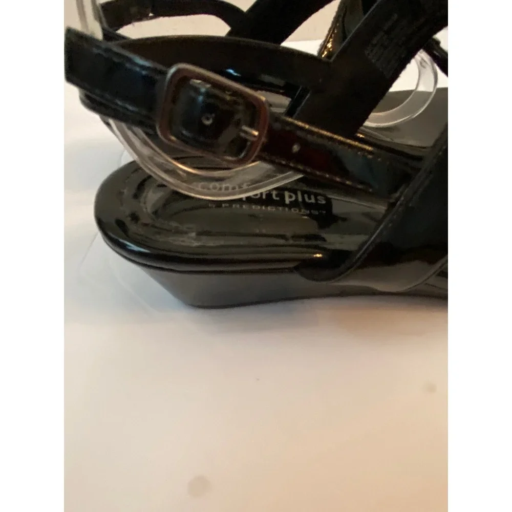 Comfort Plus by Predictions Sz 8.5 Black Patent T-Strap Wedge Sandals Rose Gold
